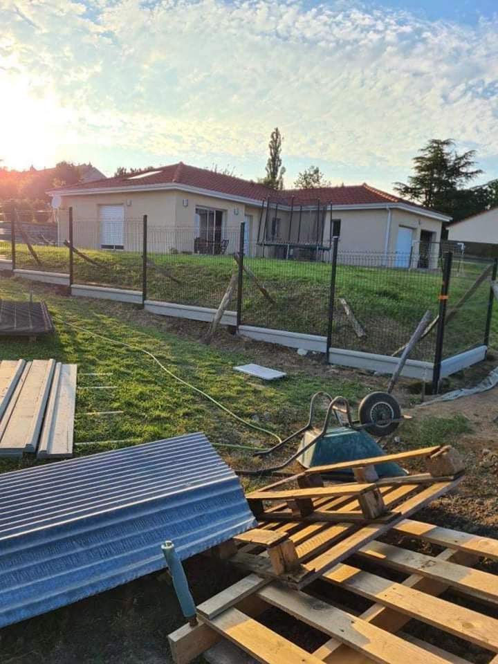 Pose de clôtures Le Vernet